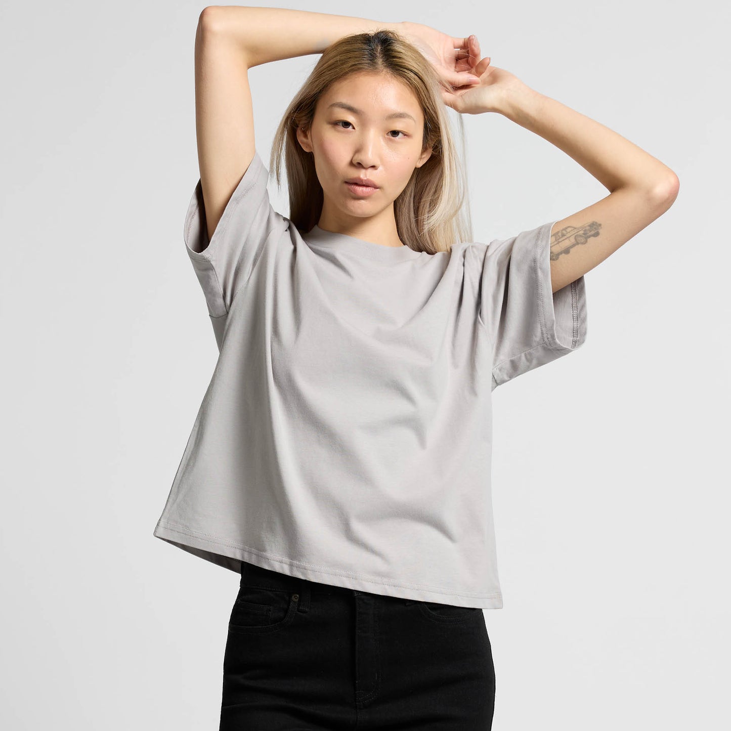 Martina Tee - Stitch Nest