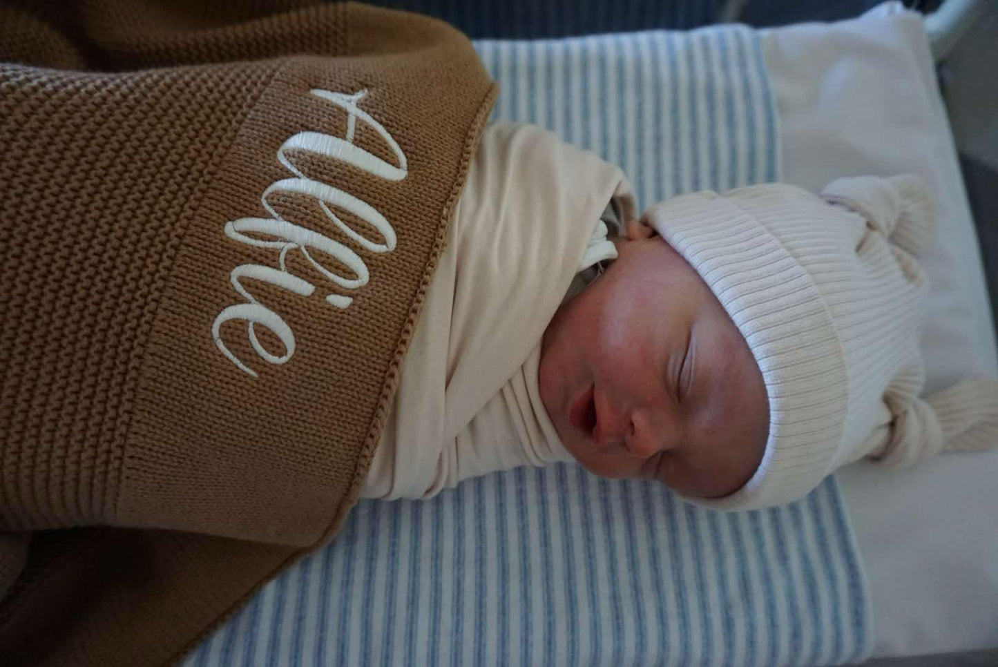 Custom Embroidered Name Baby Blanket - Stitch Nest
